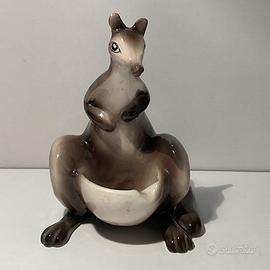 Statuetta in ceramica  canguro marrone