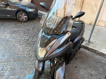 Yamaha tricity 125 motore rotto