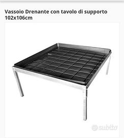 Vassoio drenante con tavolo di supporto