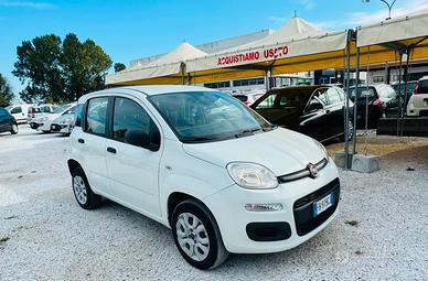 Fiat Panda 0.9 TwinAir Turbo Natural Power Lounge