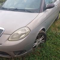 Lancia y 1.3multijet 