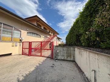 4 LOCALI A GENAZZANO