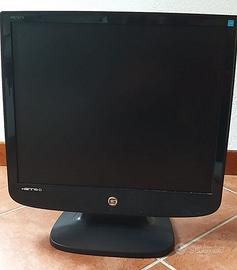 Monitor Hanss.G e tastiera Logitech