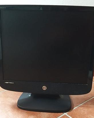 Monitor Hanss.G e tastiera Logitech
