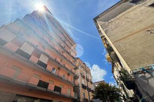 MULTILOCALE A CASTELLAMMARE DI STABIA