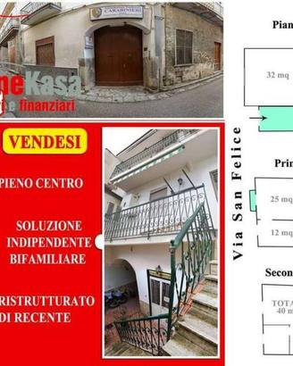Palazzo / Stabile di 238 m² con 5 locali a Cimitil