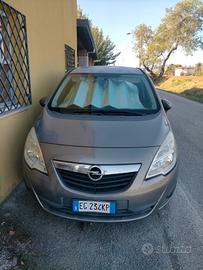Meriva Opel b