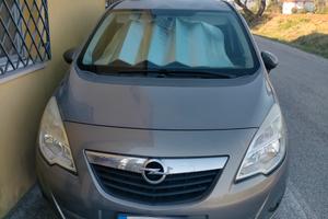 Meriva Opel b