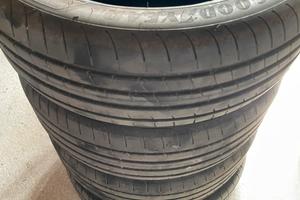 4 Pneumatici Gomme Goodyear Eagle F1 225/45R19 96W