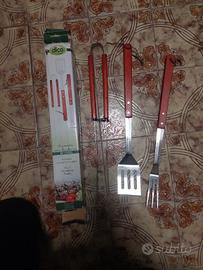 set accessori barbecue 
