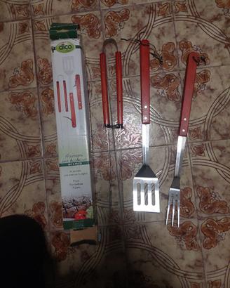 set accessori barbecue 