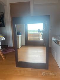 specchio con cornice in rovere moro