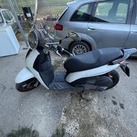RICAMBI PIAGGIO CARNABY 300