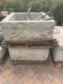 Vasca fioriera cicala