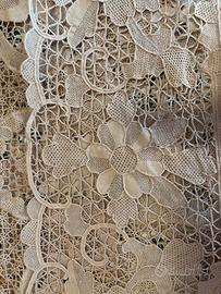 Copriletto vintage in cotone lavorato