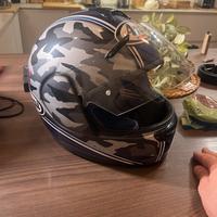 Casco Arai
