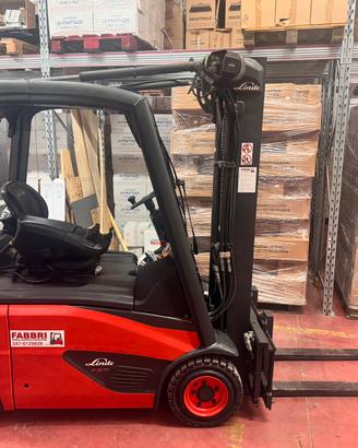 8 carrelli elevatori muletto still Linde Toyota