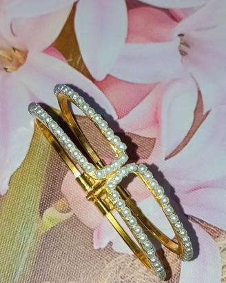 Bracciale rigido dorato con perline
