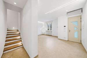 PORZIONE DI BIFAMILIARE A GREZZANA