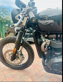 Moto Scrambler 900