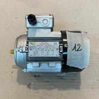 Motore Trifase 12