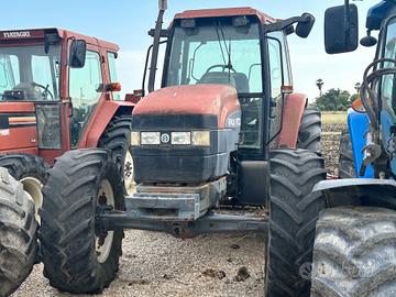 TRATTORE NEW HOLLAND M100