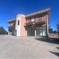 Intero Stabile Artigianale/Commerciale