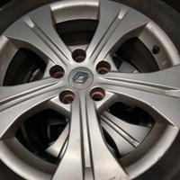 claudiovendo 4 cerchi 17' Renault con gomme