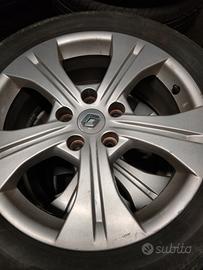 claudiovendo 4 cerchi 17' Renault con gomme
