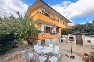 Villa capofila 160 mq con box auto doppio
