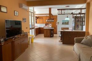 Camera arredata a Carini