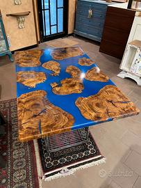 tavolo in resina epossidica