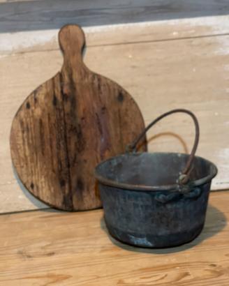 Antico Paiolo e antico tagliere