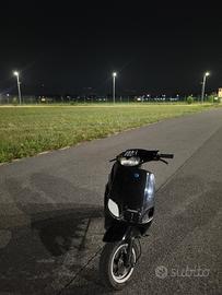 piaggio zip 