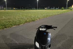 piaggio zip 