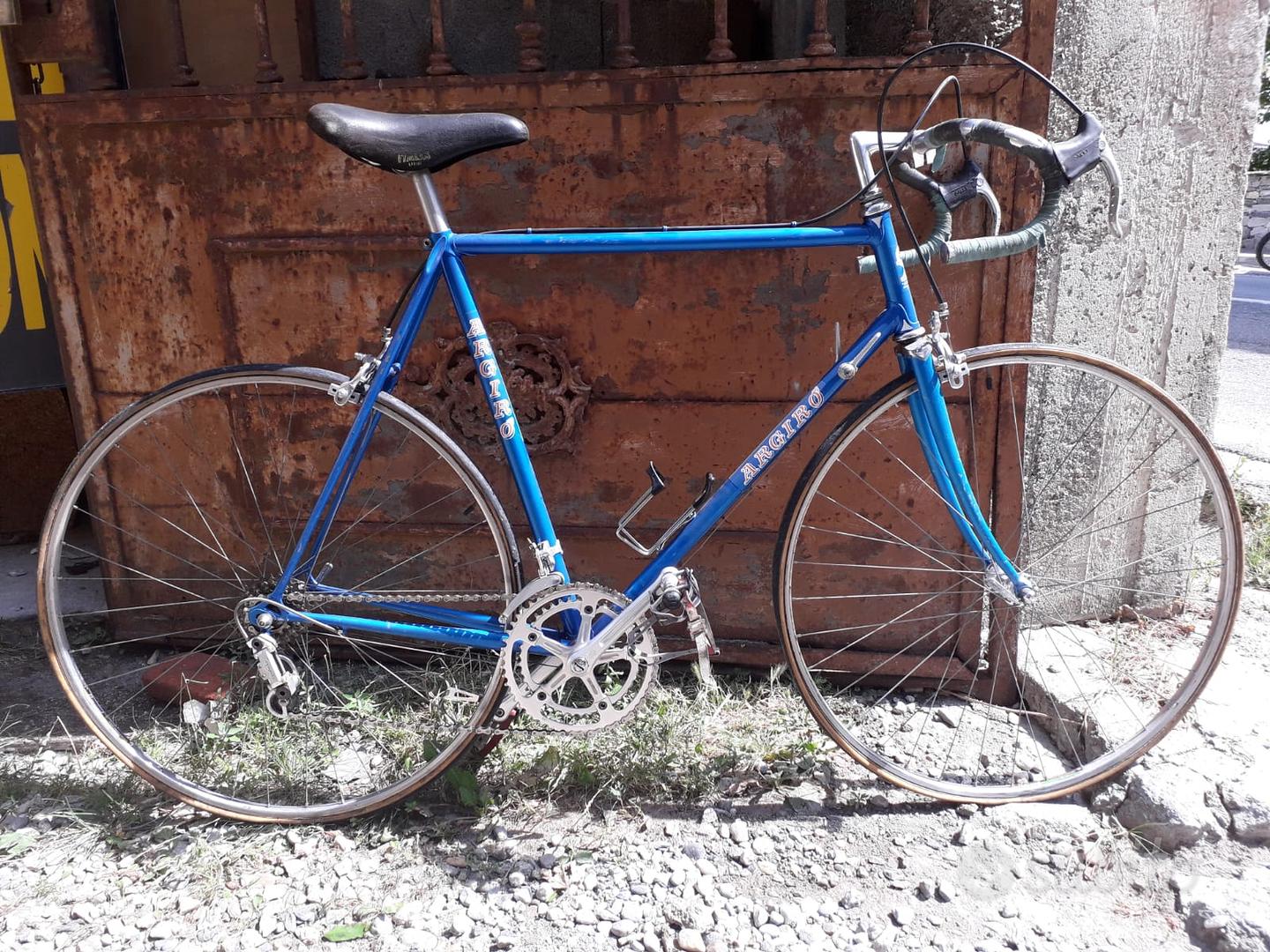 Bici Corsa Copertoni Bici Blu Tire Gomme Tannus Piene Copertoni