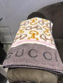 Telo mare gucci