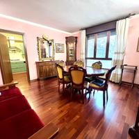 Lotto Mobili in legno massello anni 1940-60