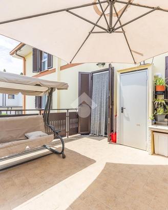 CASA SEMINDIPENDENTE A ROMA