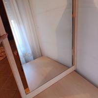 specchio e comò