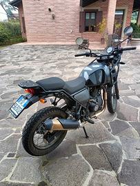 Moto Royal Enfild  Himalayan