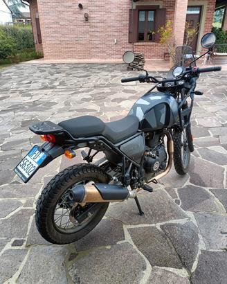 Moto Royal Enfild  Himalayan