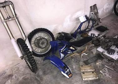Yamaha YZF 250 tutti i ricambi