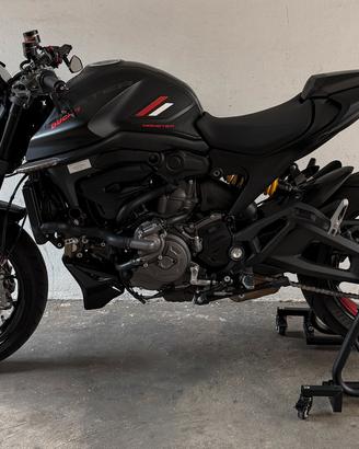 DUCATI MONSTER 937 PLUS DARK STEALTH