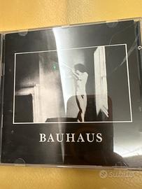 BAUHAUS in the flat field