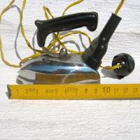 Anni cinquanta giocattolo ferro da stiro