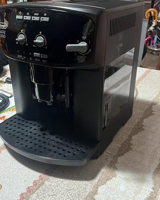 Macchina del caffè delonghi