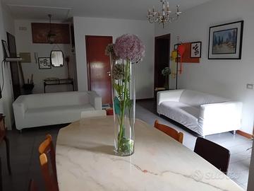 Casa arredata adatta per fiere a RHO