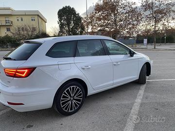 SEAT Leon ST XCELLENCE TGI.