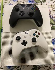 Xbox One S 1TB + 2 Controller + 6 Giochi